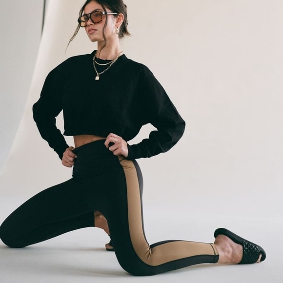 Black & Bronze Leggings - Picture 2 of 3